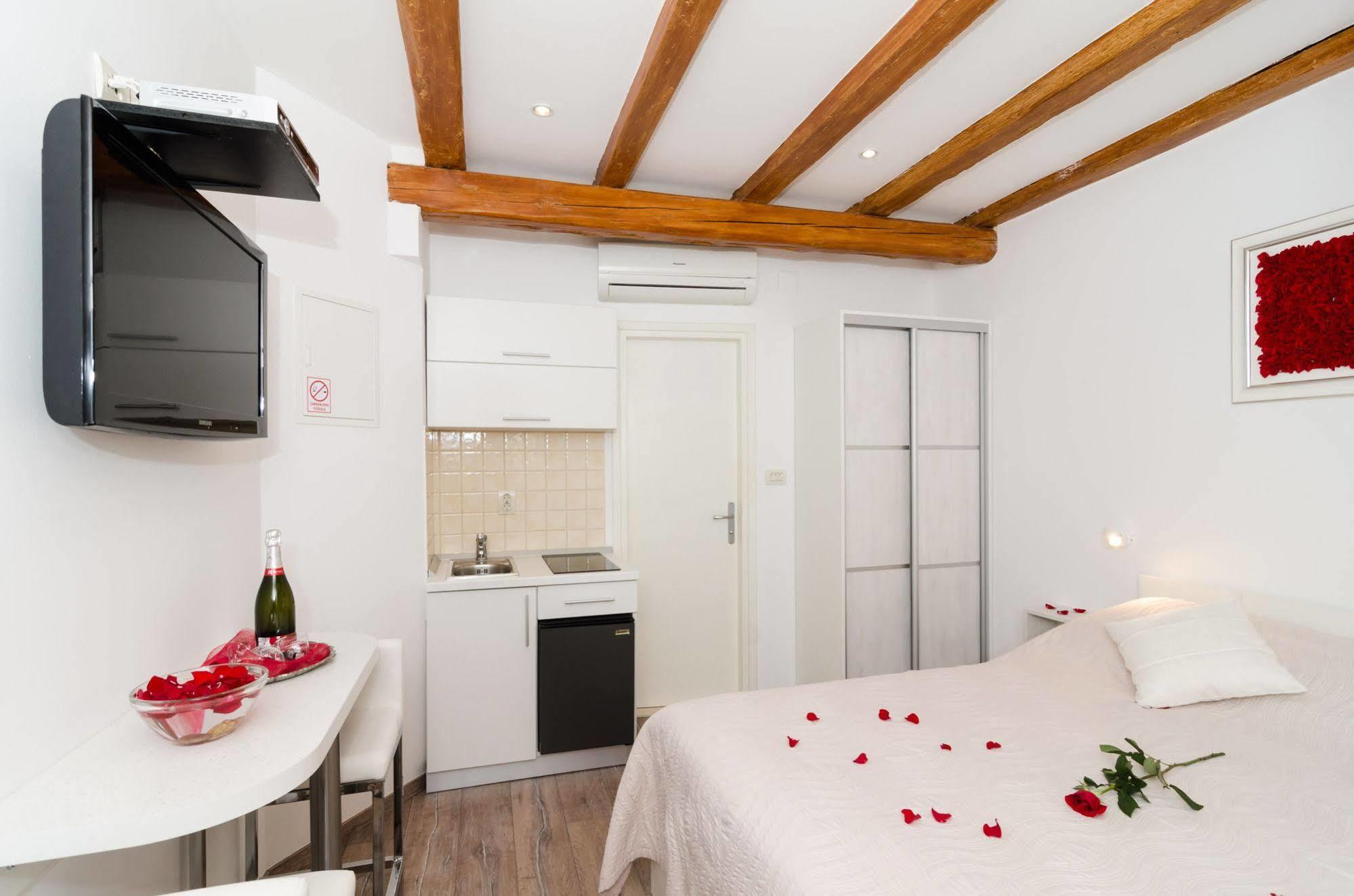 Apartments Raic Dubrovnik Bagian luar foto